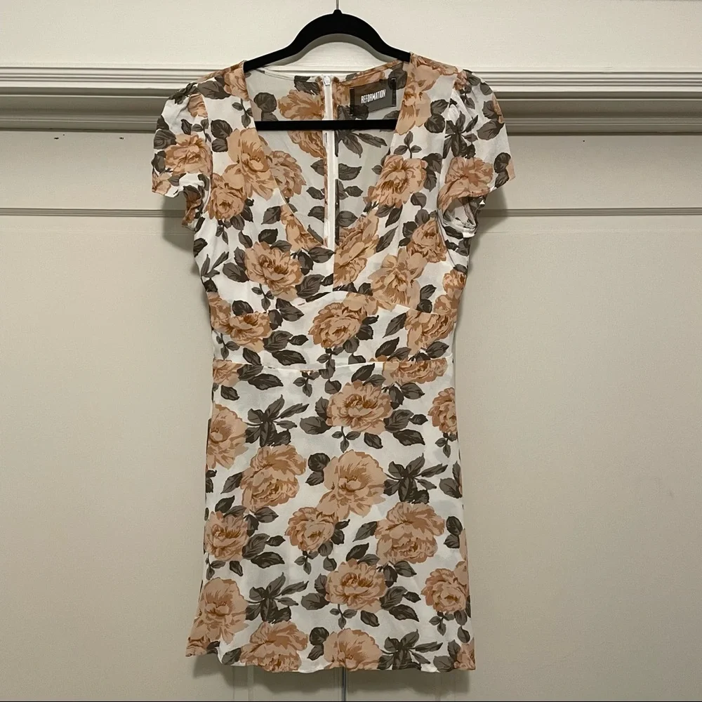 Reformation Jenna Dress in Rosette - Picture 5 of 8